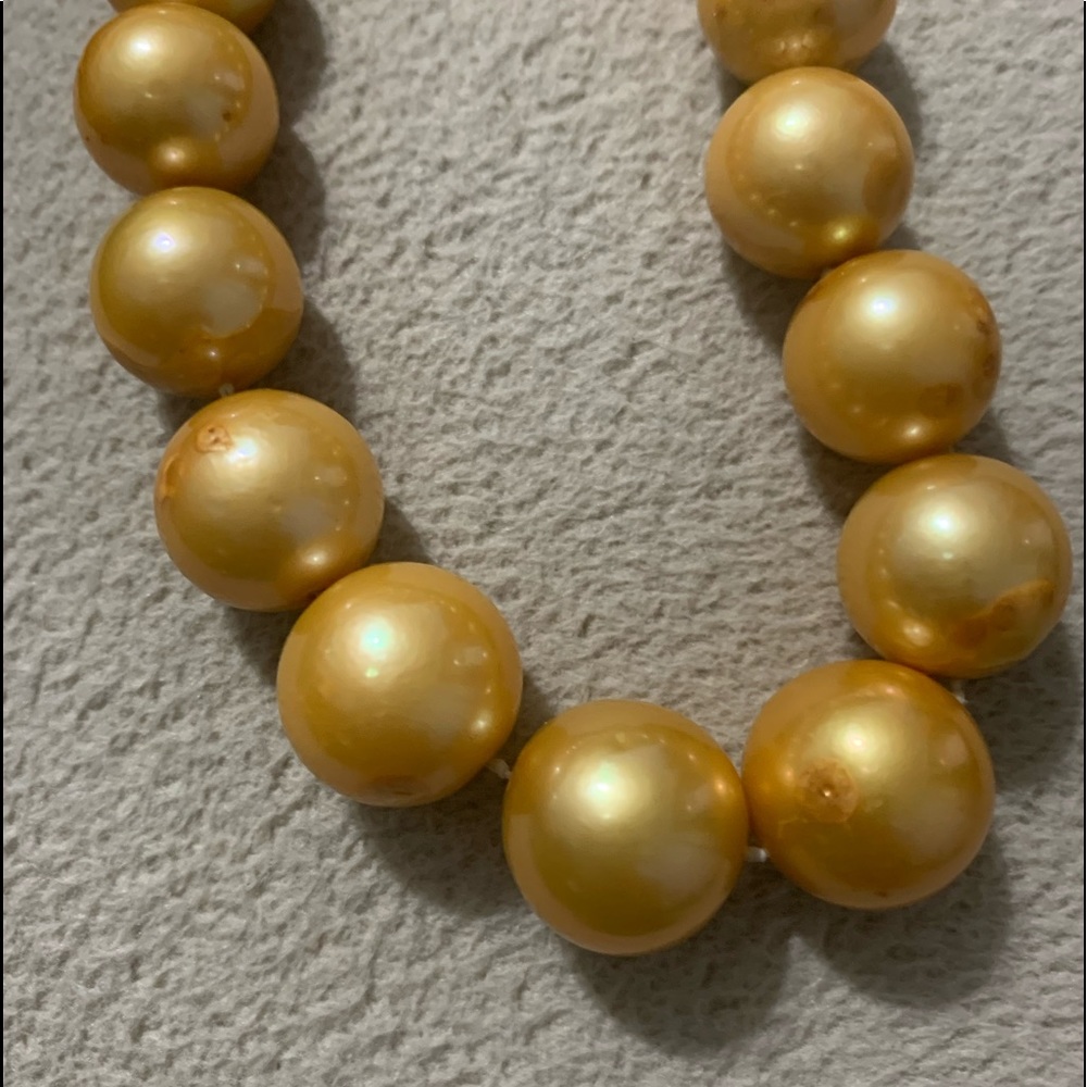 Golden South Sea Pearl choker
